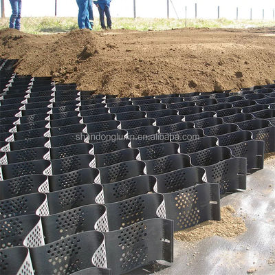 Texturisierte und perforierte Geozelle aus HDPE zur Bodenvergrößerung in Höhen von 50 mm bis 200 mm