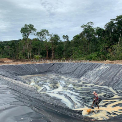 Dichte 0,940 g/cm3 1 mm HDPE-Geomembran-Liner für die künstliche Belagung von Dammdeponien