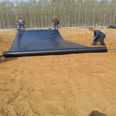 0.5mm 1mm 1.5mm 2mm Geomembran aus HDPE für Fischbecken in industriellem Design