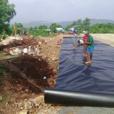 Wasserdichtes HDPE Deponien Geomembran Liner 1mm 1.5mm Teichstaub Liner Preise in Kenia