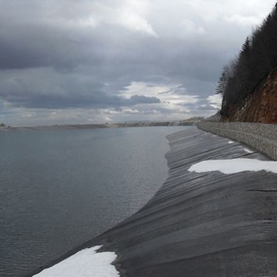 Wasserdichte Plastik-Damm-Liner 1 mm HDPE Geomembran Teich-Liner 2 mm 500 Mikronen Fisch-Teich