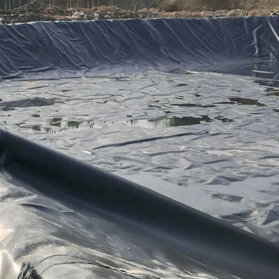 UV-beständige 0,75 mm HDPE-Abstoßbehälter Geomembran für schwarze oder kundenspezifische Farbfischbecken