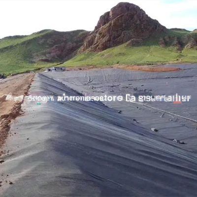 Geomembran aus 2 mm HDPE für wasserdichte Deponien und Schwimmbäder