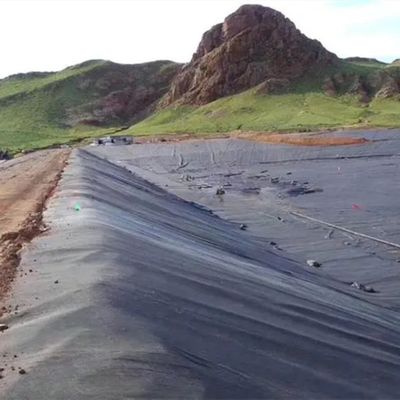 Schwarze glänzende Geomembran 1,5 mm/2,0 mm HDPE-Liner für undurchlässige Plastik-Dammverkleidungen