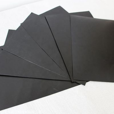 Geomembran aus HDPE im Stil des industriellen Designs in schwarzer Farbe für wasserdichten, künstlichen Seebehälter