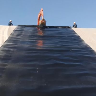 1-6m Breite HDPE Geomembran Fischbecken Liner für Deponien 0.1mm-2.8mm Dicke