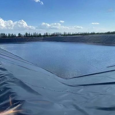 1 mm HDPE-Geomembran für Fischfarmen-Teich-Liner und Deponien-Projektlösungskapazität