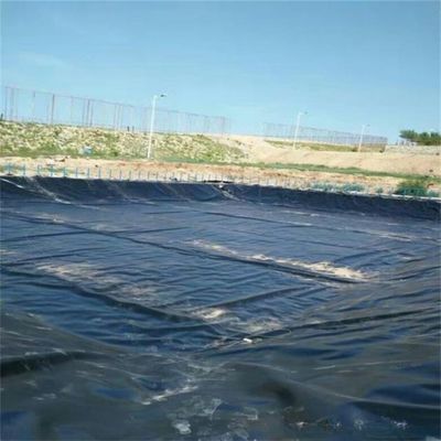 2 mm HDPE-Fischbeckenfolie für Deponien Länge 50-200 m Breite 1-6 m Glatte Oberfläche