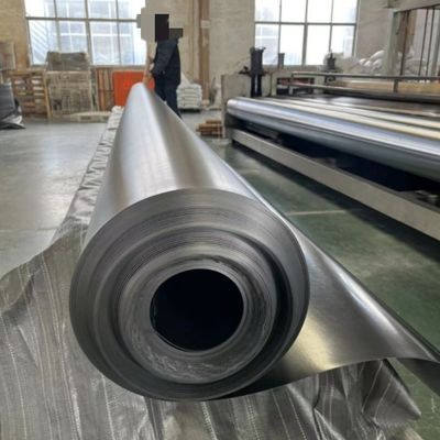 2 mm HDPE-Fischbeckenfolie für Deponien Länge 50-200 m Breite 1-6 m Glatte Oberfläche