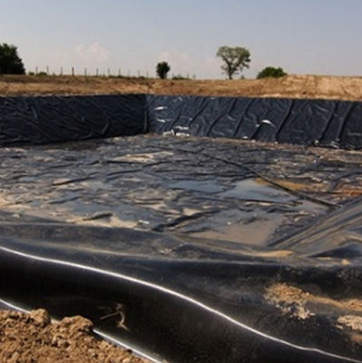 ASTM GRI-GM13 Standard 1mm 2mm HDPE Geomembran Fischbecken Liner für die Fischzucht