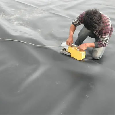 Geomembran aus HDPE mit einer Dicke von 0,2 mm bis 2,8 mm für Fischbecken und Staudammbecken in Staudämmen
